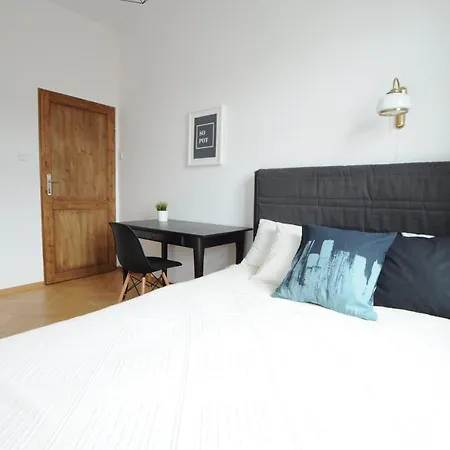 Apartament Przy Plaży - Morska 11 *